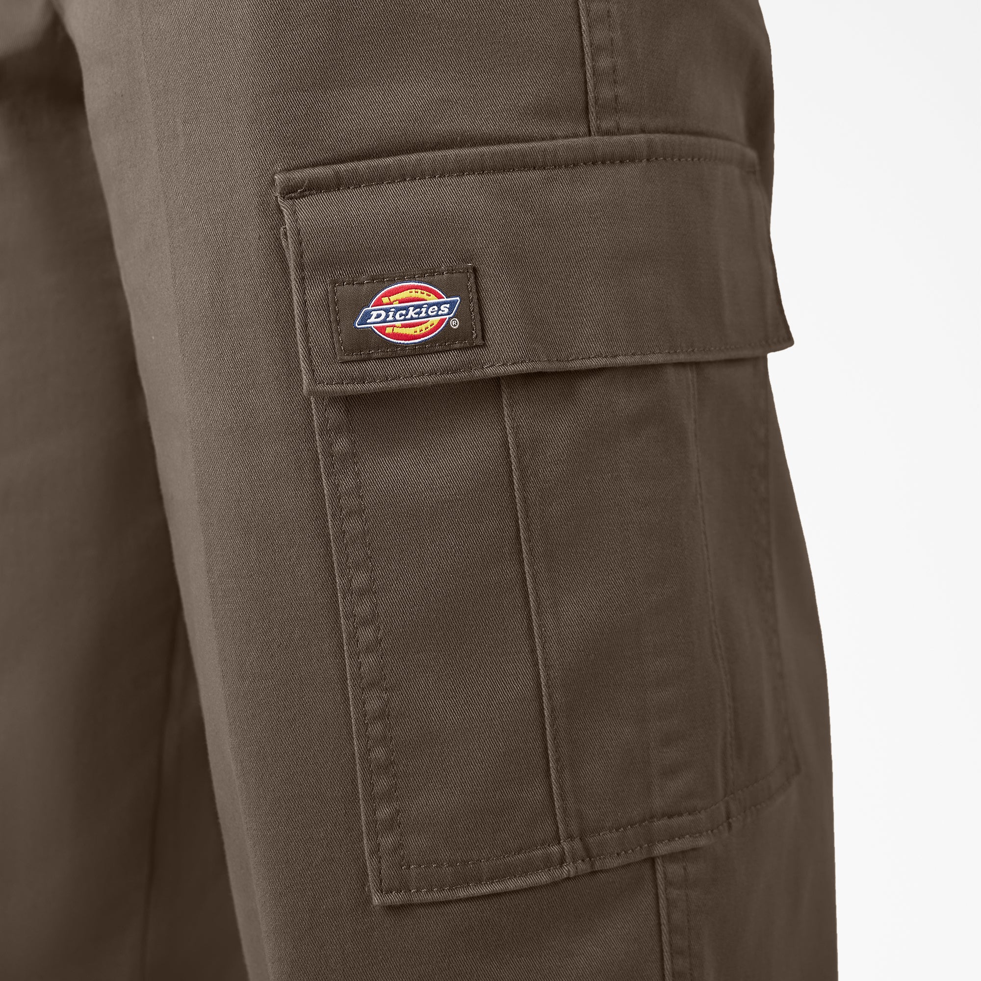 Women's Relaxed Fit Cropped Cargo Pants - Image 7