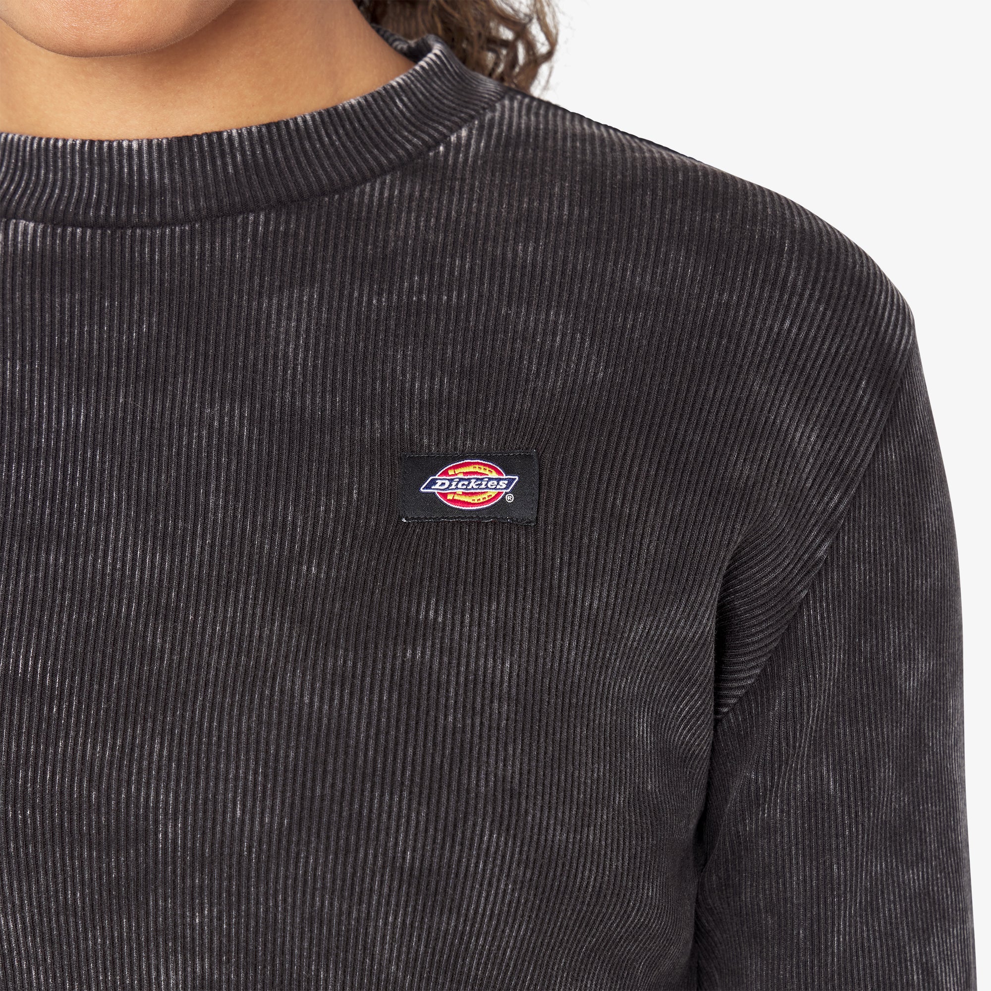 Women's Newington Long Sleeve T-Shirt - Image 7